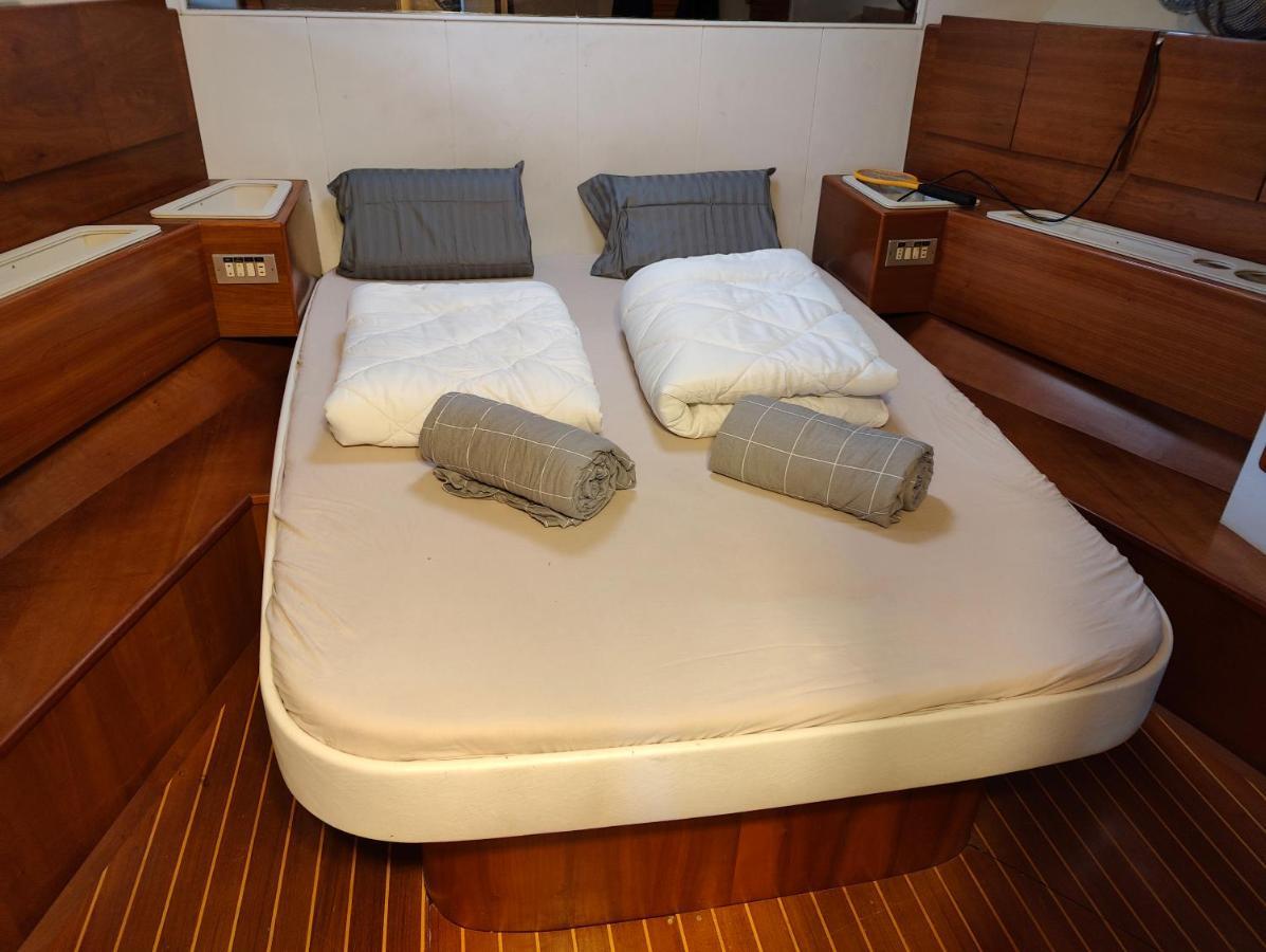 Voyager Hotel Sant Adria de Besos Ngoại thất bức ảnh