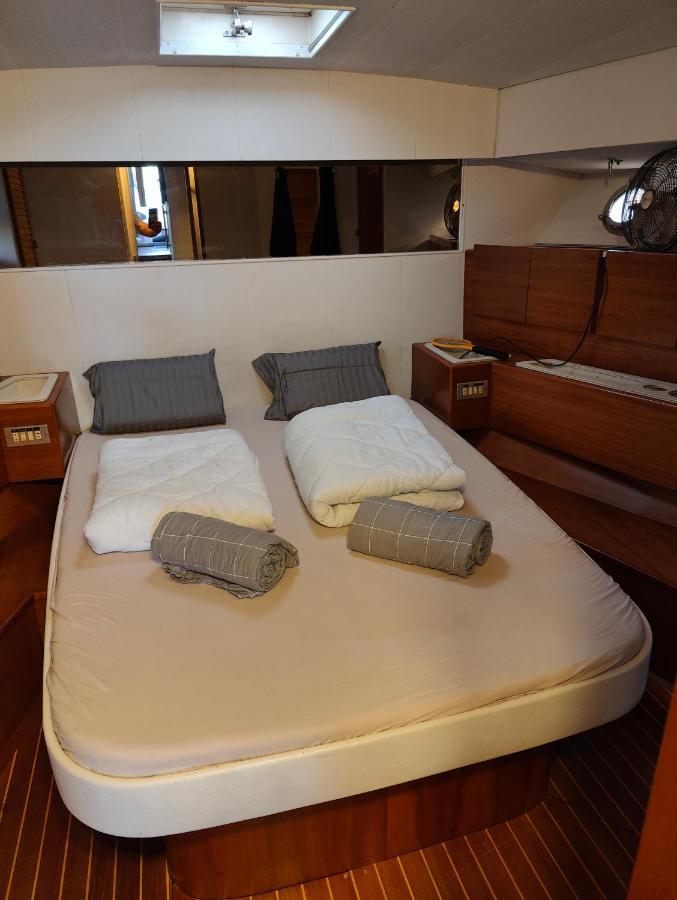 Voyager Hotel Sant Adria de Besos Ngoại thất bức ảnh